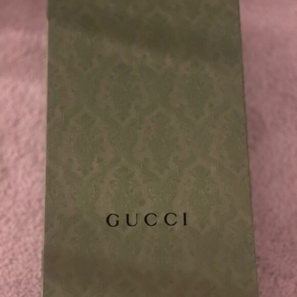 GUCCI SHOES - Picture 2 of 8